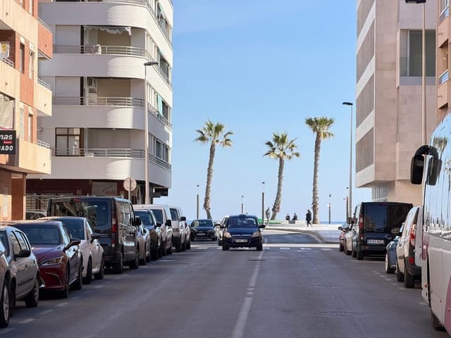 3 Zimmer Apartment zu verkaufen in Las Piscinas Naturales, Torrevieja - 219.995 € (Ref: 10135574)