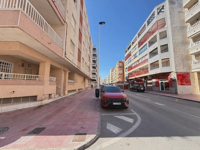 3 soveværelse Lejlighed til salg i Las Piscinas Naturales, Torrevieja - € 219.995 (Ref: 10135574)