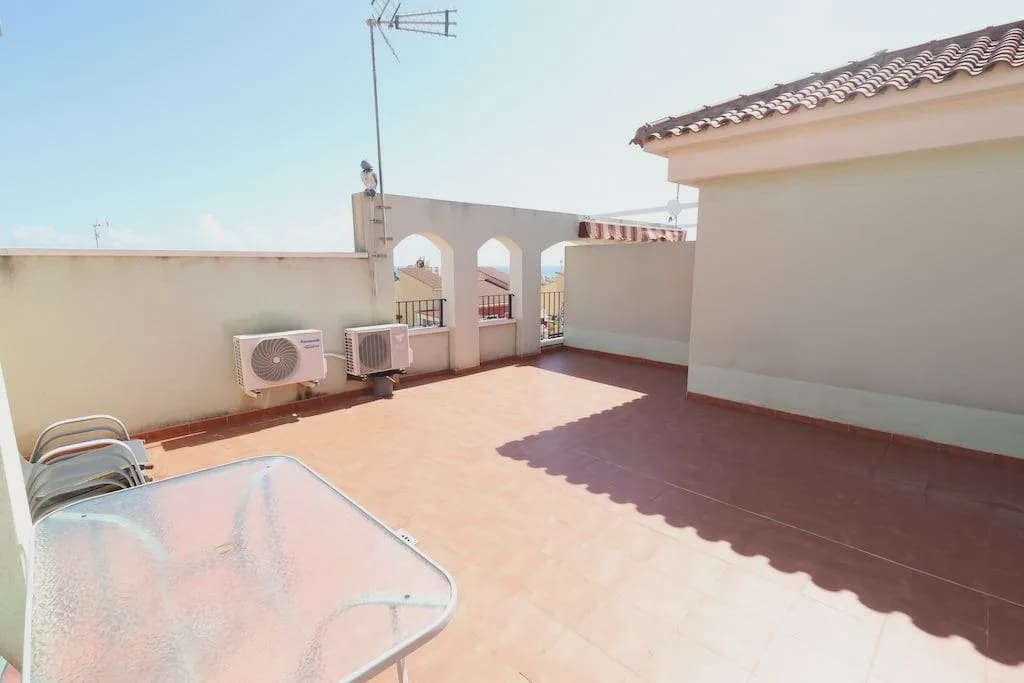 2 bedroom Apartment for sale in Torrevieja with pool garage - € 210,000 (Ref: 10139714)