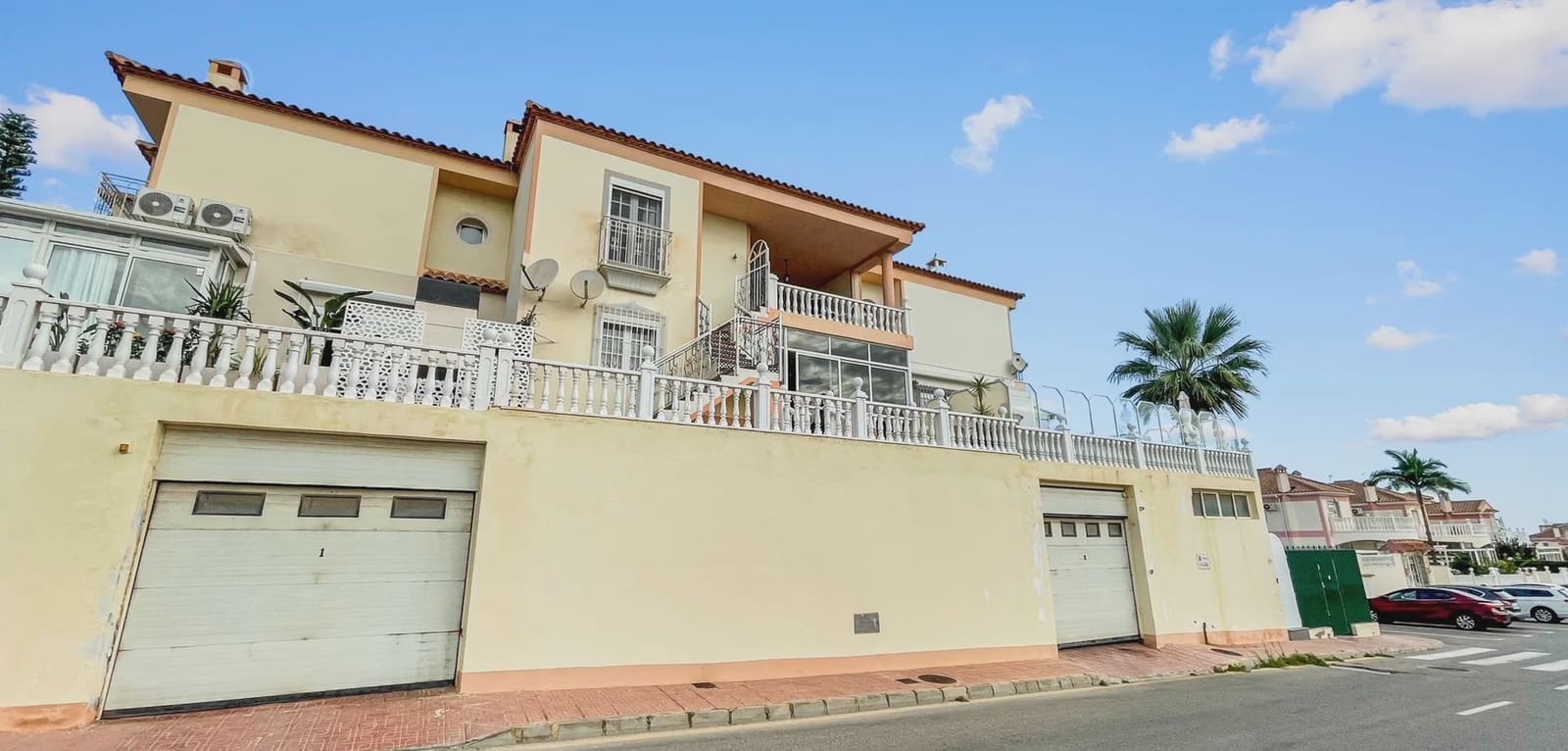 2 slaapkamer Appartement te koop in Orihuela Costa met zwembad - € 175.000 (Ref: 10150545)