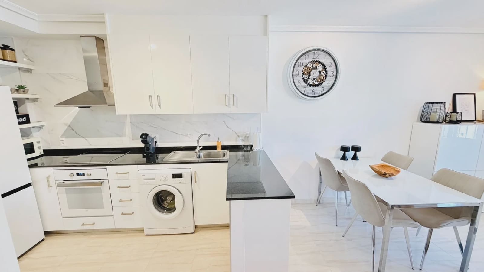 2 bedroom Villa for sale in Daya Vieja with pool - € 179,000 (Ref: 10158679)