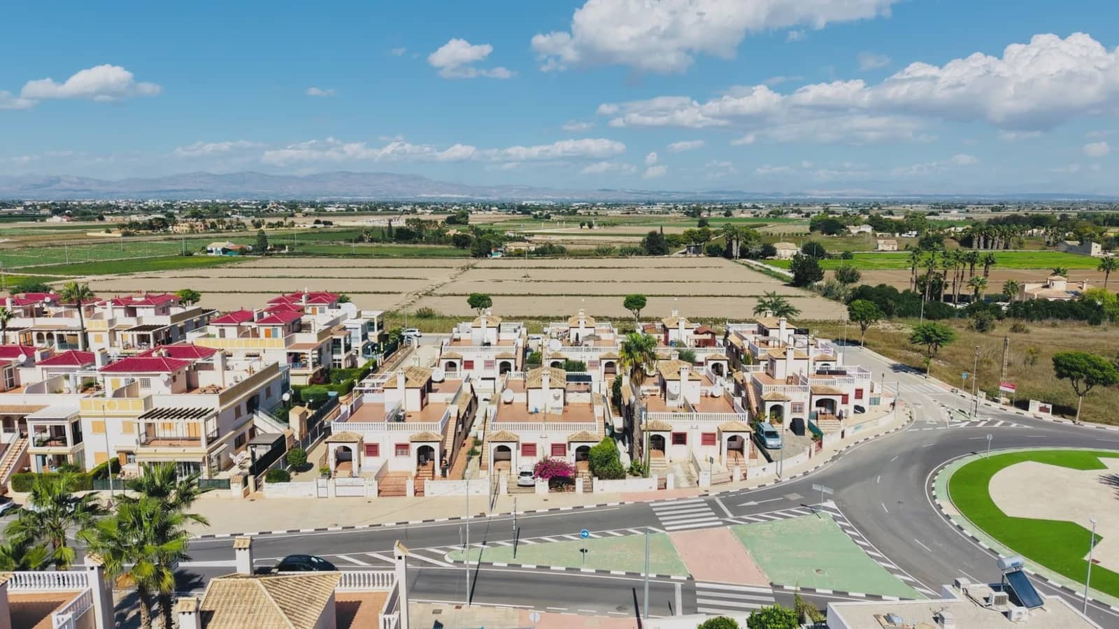 2 bedroom Villa for sale in Daya Vieja with pool - € 179,000 (Ref: 10158679)