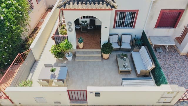 2 slaapkamer Villa te koop in Daya Vieja met zwembad - € 179.000 (Ref: 10158679)