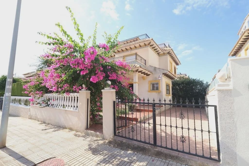 2 bedroom Townhouse for sale in Orihuela Costa with pool garage - € 230,000 (Ref: 10162037)