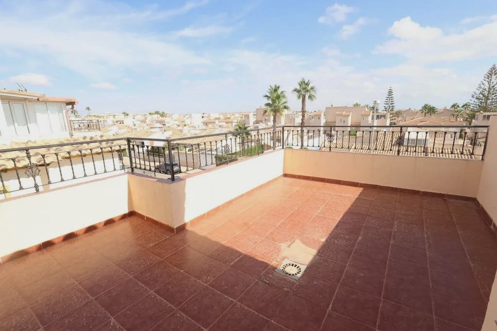 2 bedroom Townhouse for sale in Orihuela Costa with pool garage - € 230,000 (Ref: 10162037)