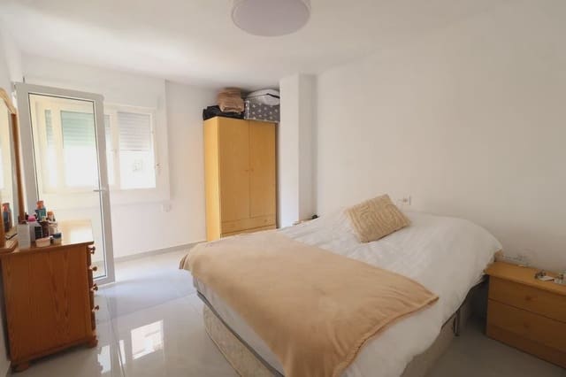 3 soveværelse Lejlighed til salg i Playa del Acequión, Torrevieja med garage - € 229.000 (Ref: 10162041)