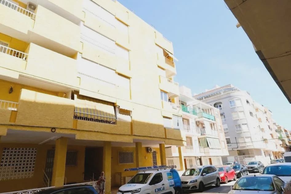 3 soveværelse Lejlighed til salg i Torrevieja med garage - € 229.000 (Ref: 10162041)