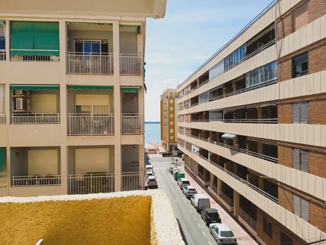 3 soveværelse Lejlighed til salg i Playa del Acequión, Torrevieja med garage - € 229.000 (Ref: 10162041)