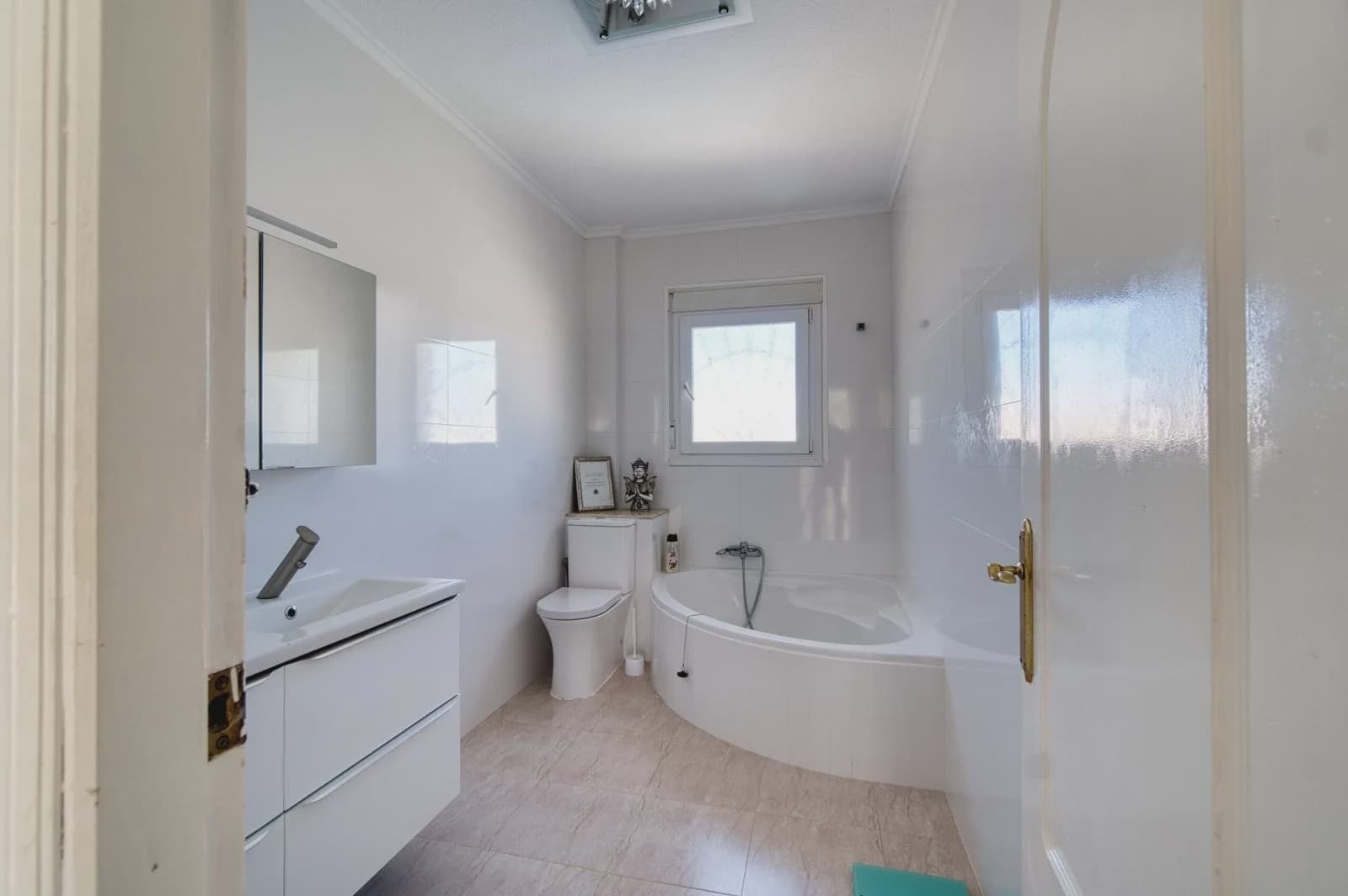 Casa de 2 habitaciones en Benijófar en venta con piscina - 205.000 € (Ref: 10167950)