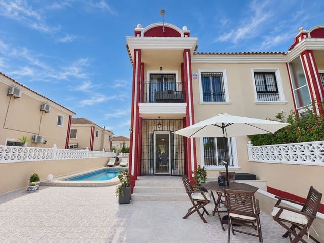 3 soveværelse Byhus til salg i Dehesa de Campoamor, Orihuela med swimmingpool garage - € 345.000 (Ref: 10167952)