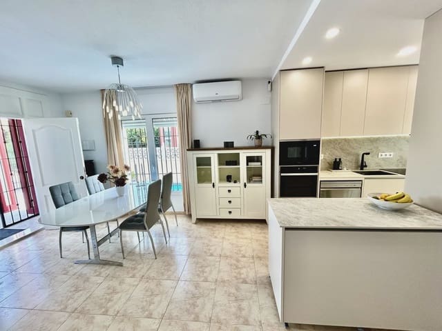 3 soveværelse Byhus til salg i Dehesa de Campoamor, Orihuela med swimmingpool garage - € 345.000 (Ref: 10167952)