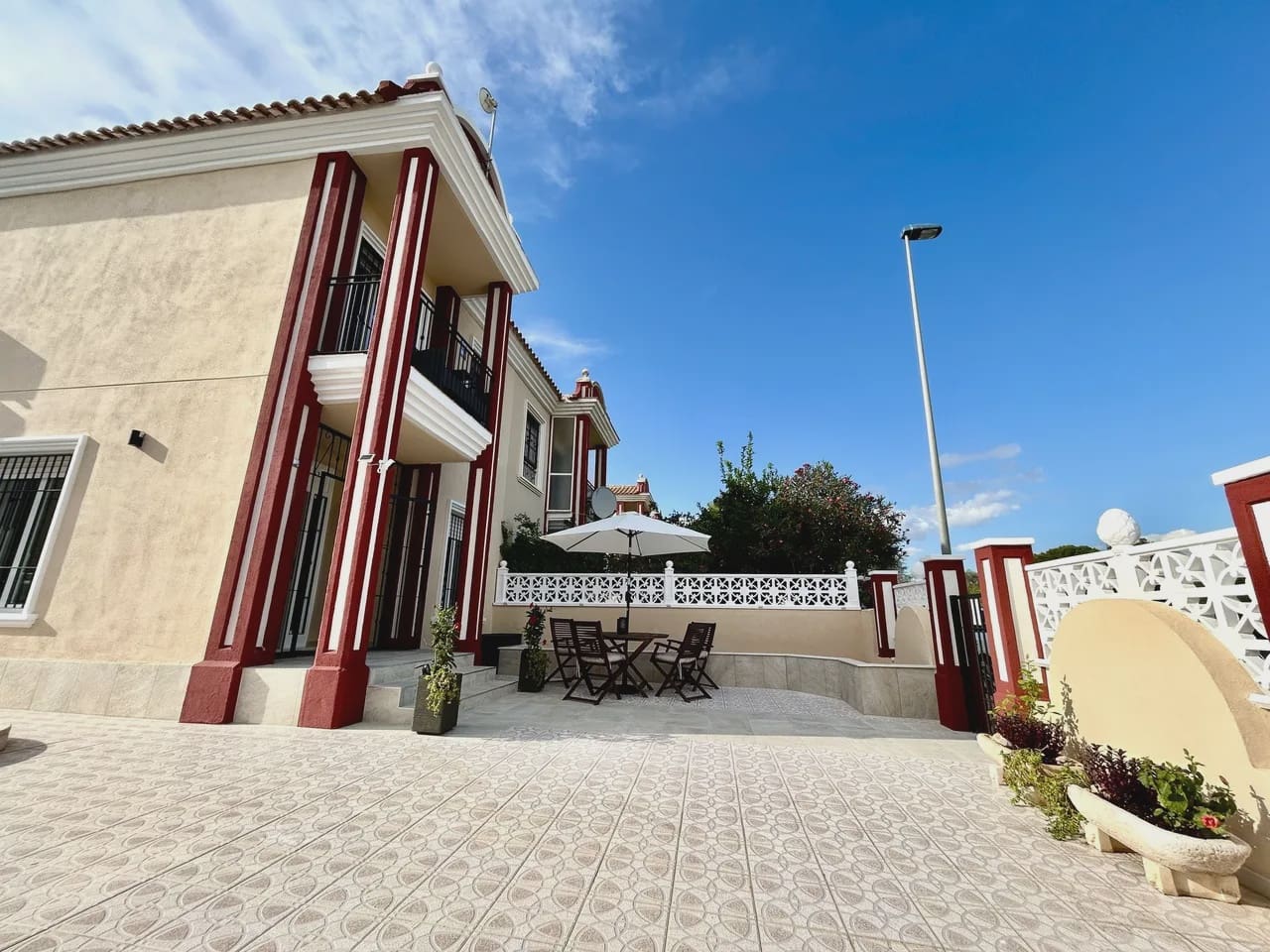 3 bedroom Townhouse for sale in Dehesa de Campoamor with pool garage - € 345,000 (Ref: 10167952)