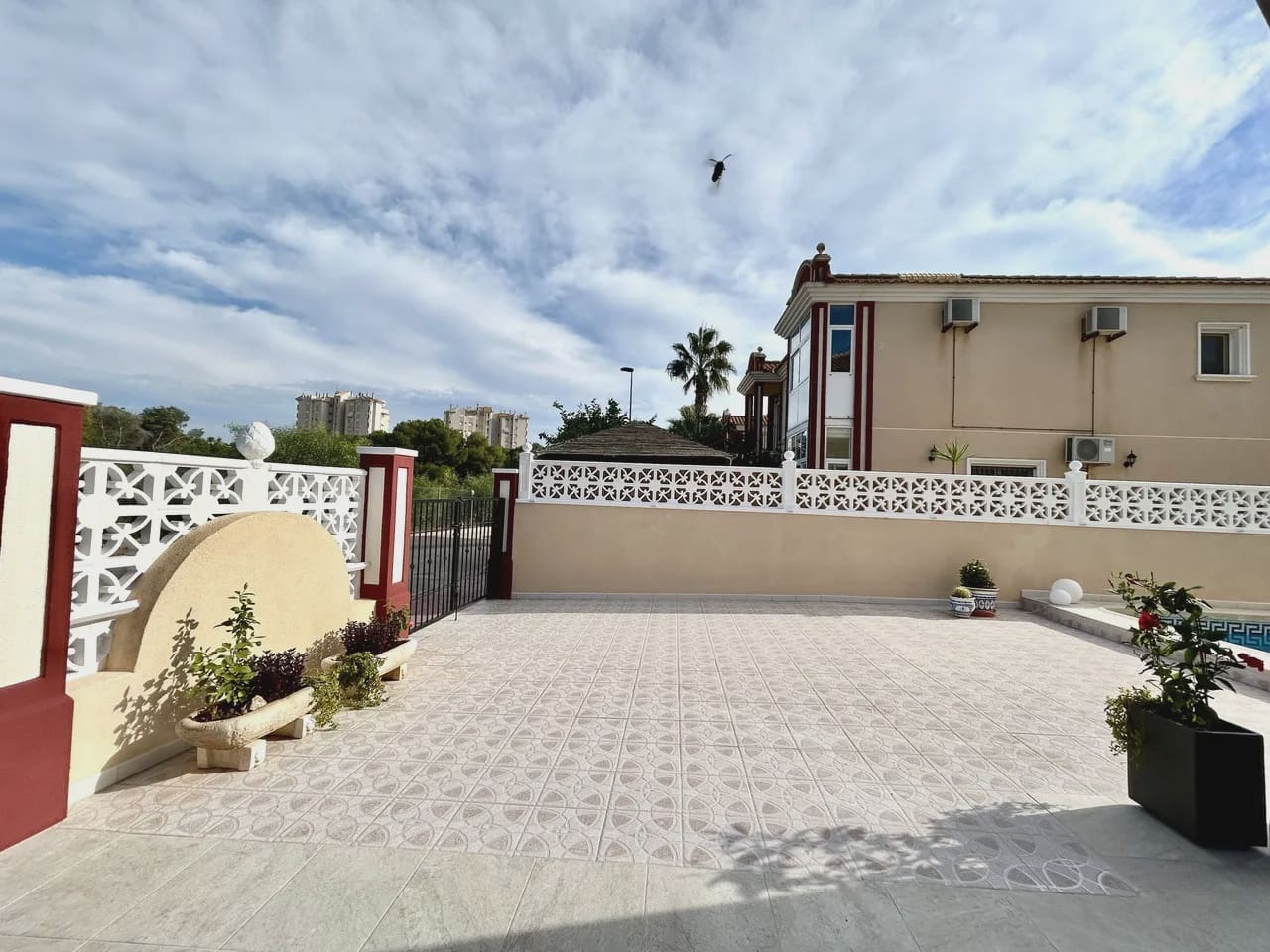 3 bedroom Townhouse for sale in Dehesa de Campoamor with pool garage - € 345,000 (Ref: 10167952)