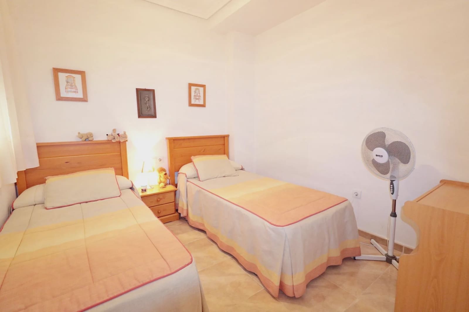 2 soveværelse Lejlighed til salg i Torrevieja med garage - € 158.000 (Ref: 10182080)