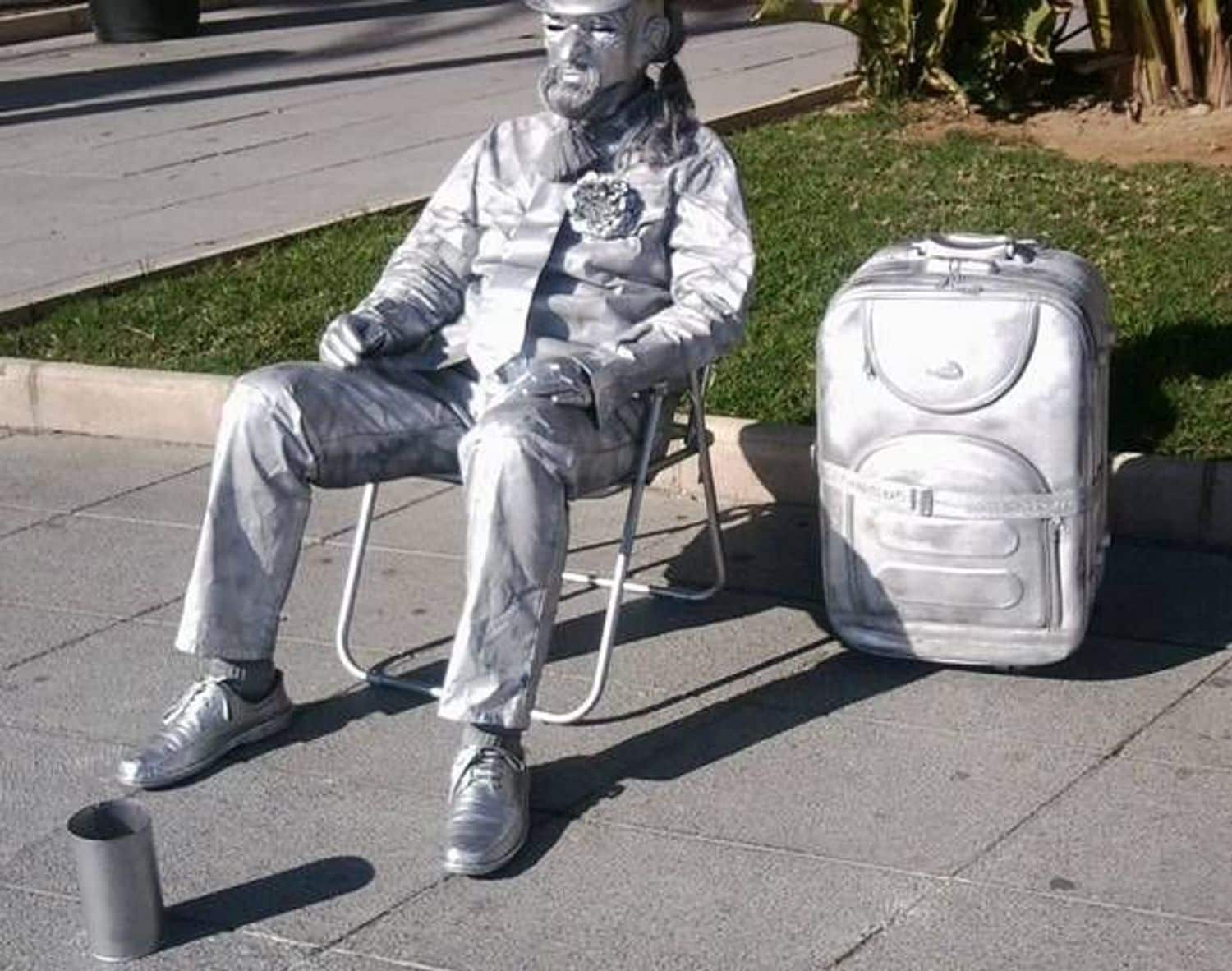 Apartamento de 2 habitaciones en Torrevieja en venta con piscina garaje - 149.900 € (Ref: 9292282)