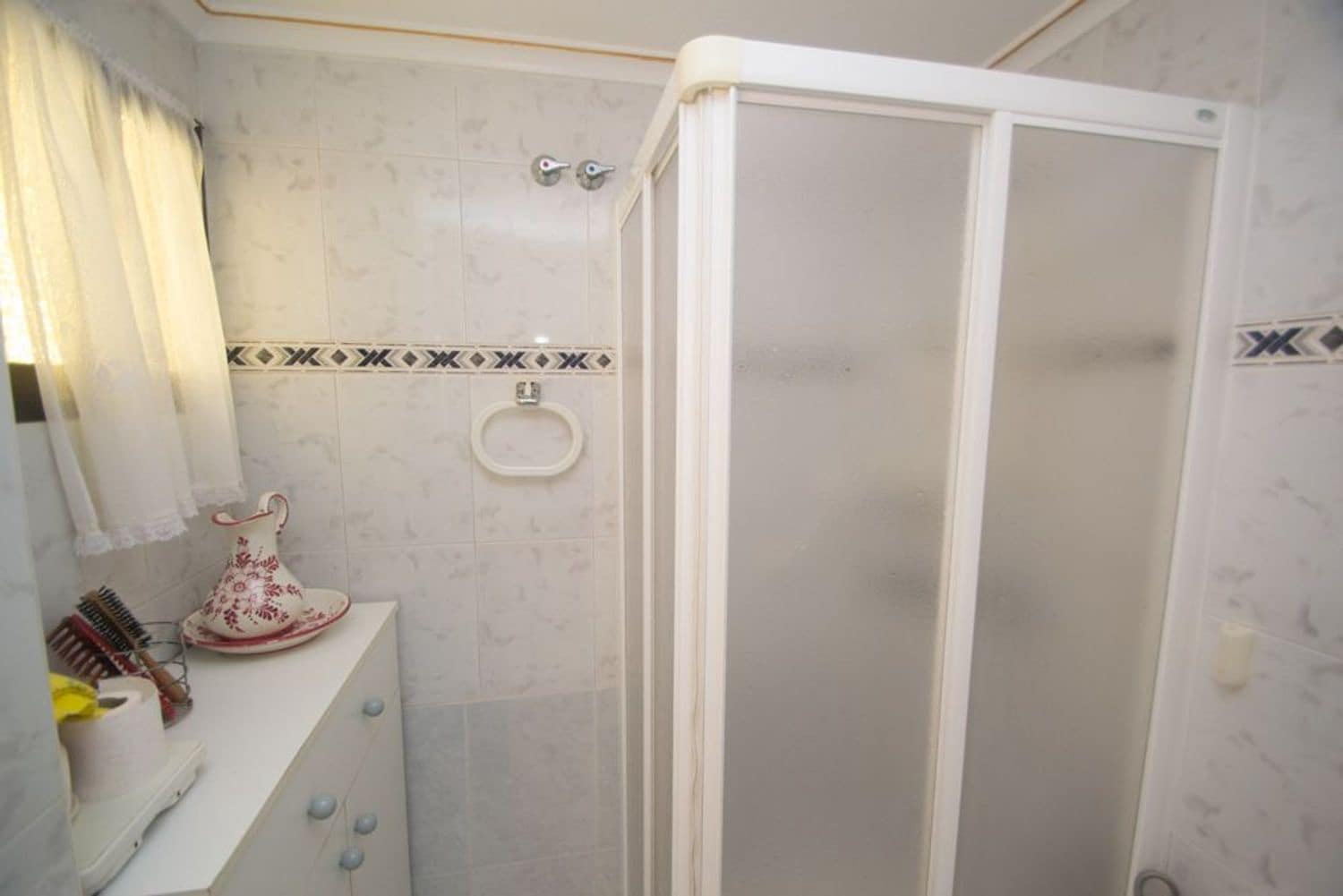 2 soveværelse Lejlighed til salg i La Veleta med garage - € 138.950 (Ref: 9292285)