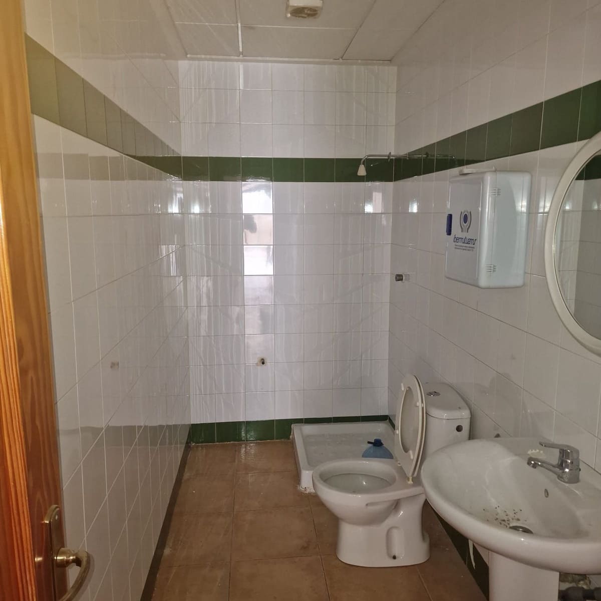 Commercial for sale in Orihuela - € 37,000 (Ref: 9292287)
