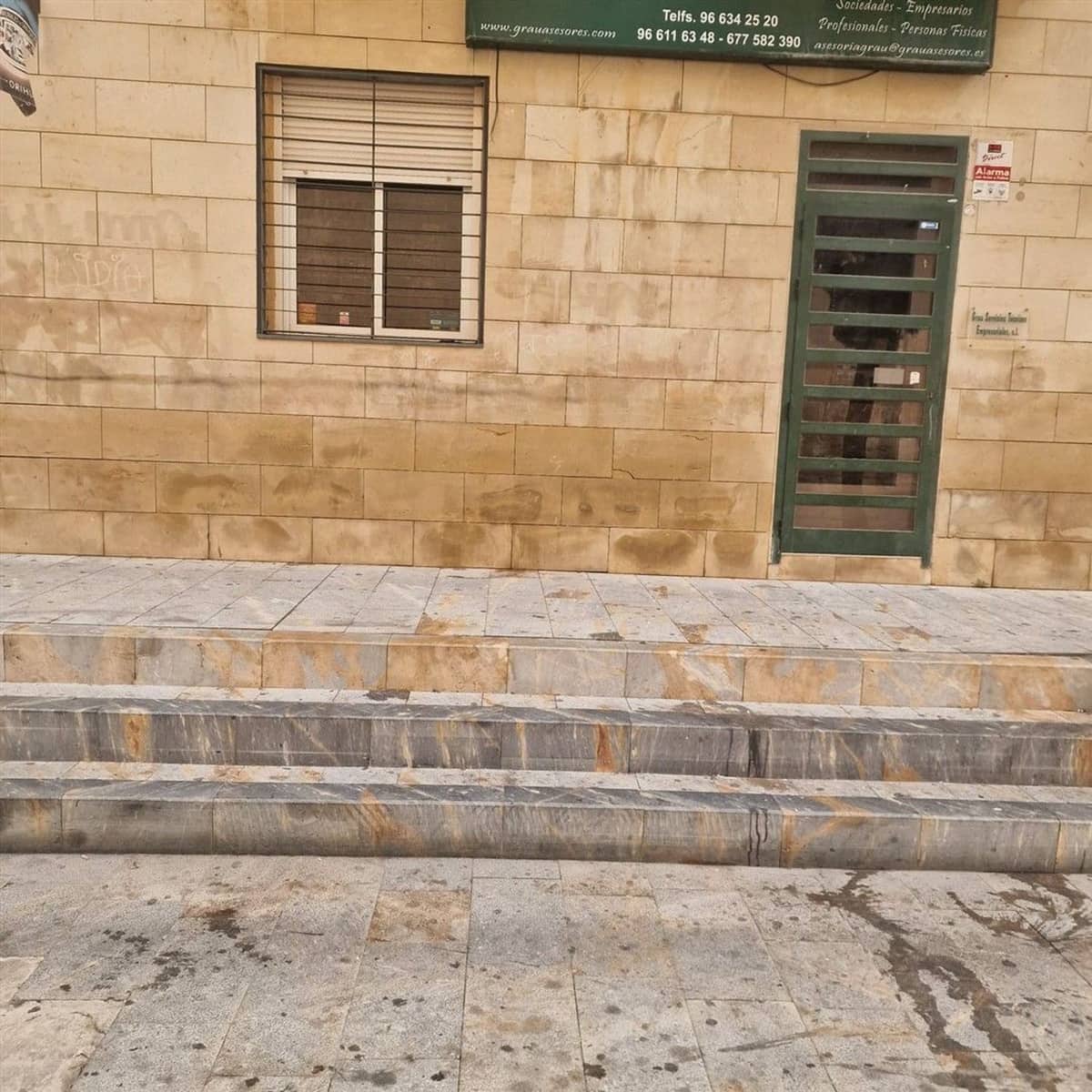 Commercial for sale in Orihuela - € 37,000 (Ref: 9292287)