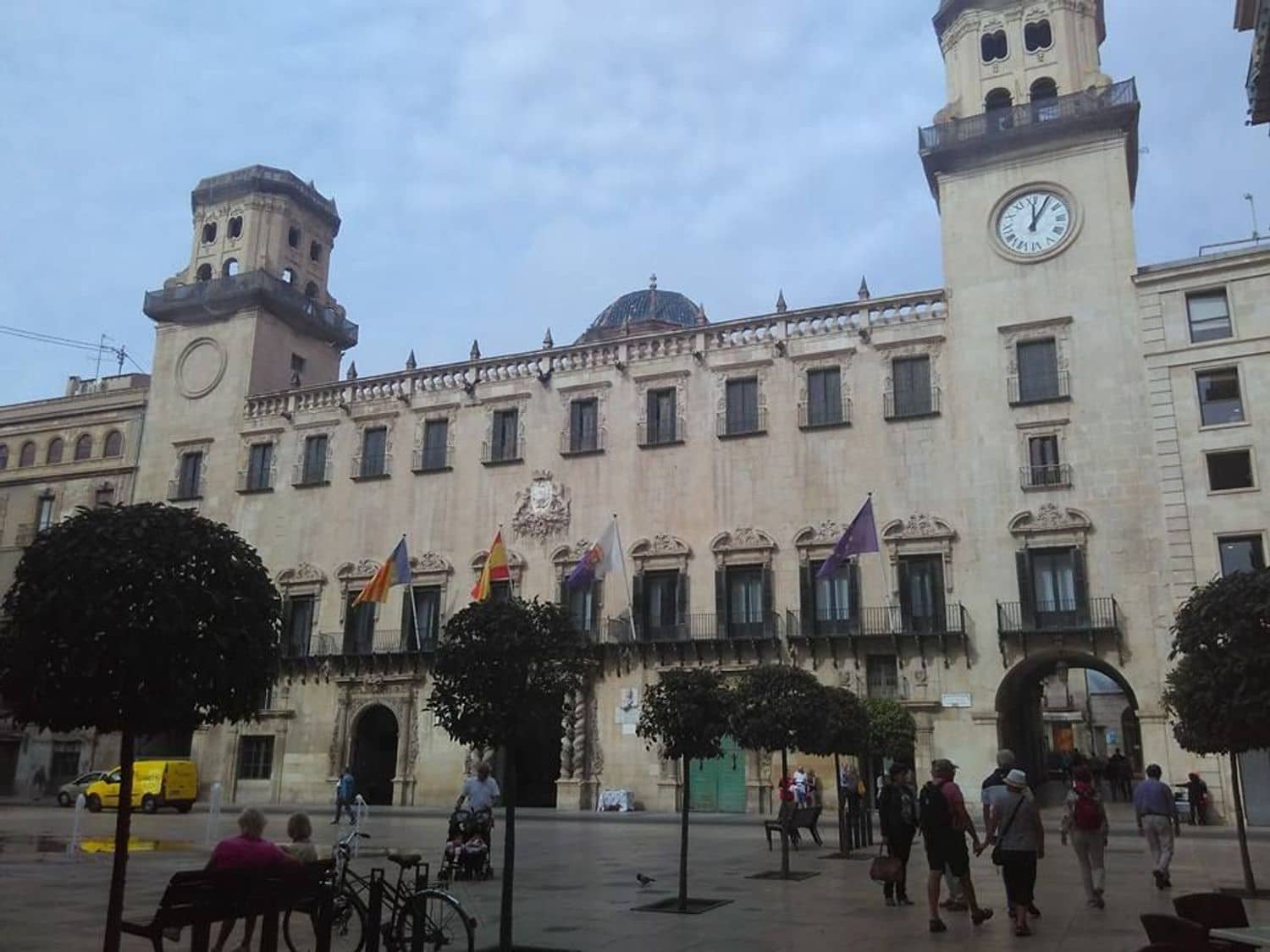 Commercial for sale in Orihuela - € 37,000 (Ref: 9292287)