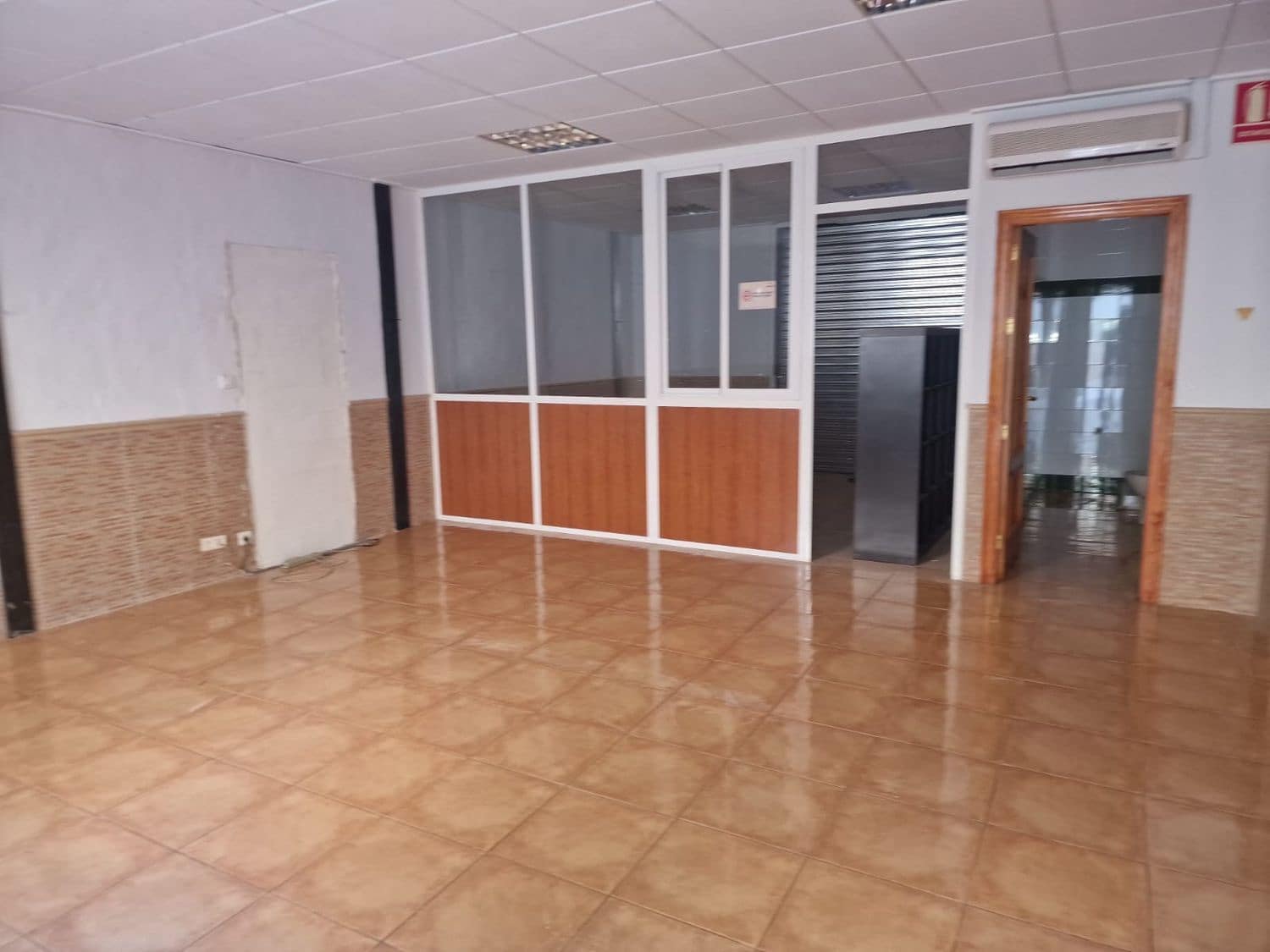 Erhverv til salg i Orihuela - € 47.000 (Ref: 9292287)