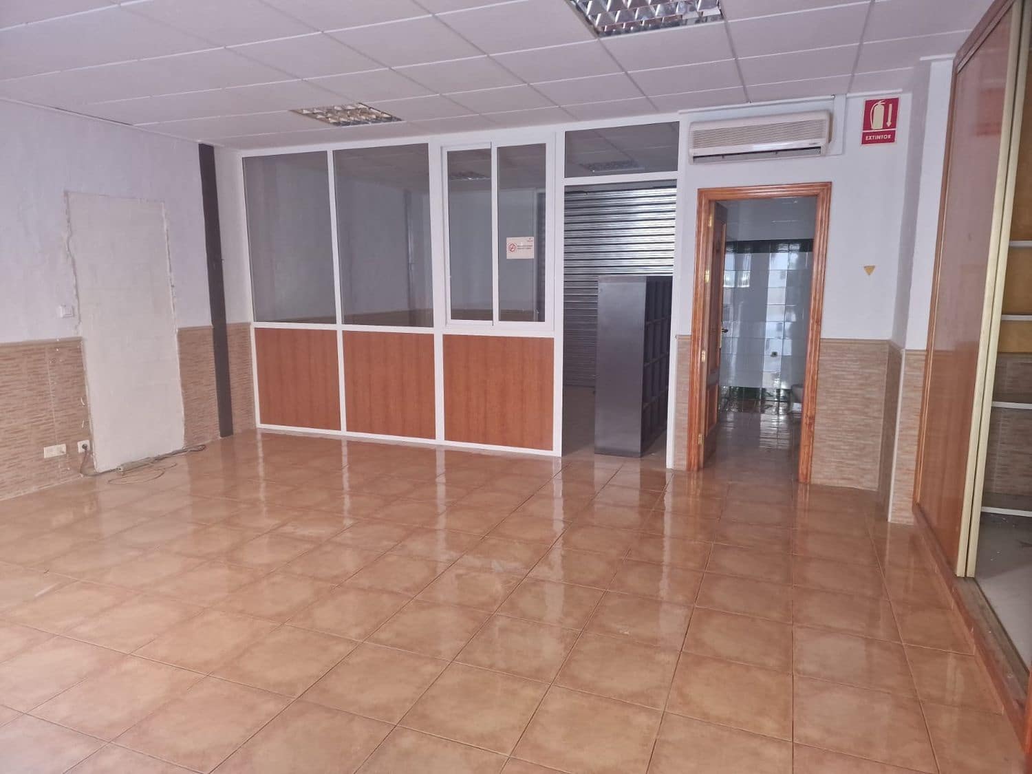 Erhverv til salg i Orihuela - € 47.000 (Ref: 9292287)