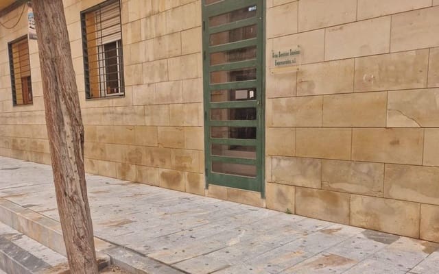 Comercial para venda em Orihuela - 47 000 € (Ref: 9292287)