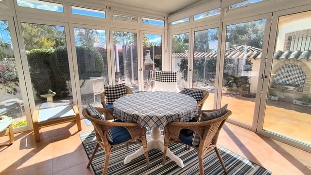 3 soveværelse Villa til salg i El Raso, Guardamar del Segura med swimmingpool garage - € 269.000 (Ref: 9294136)