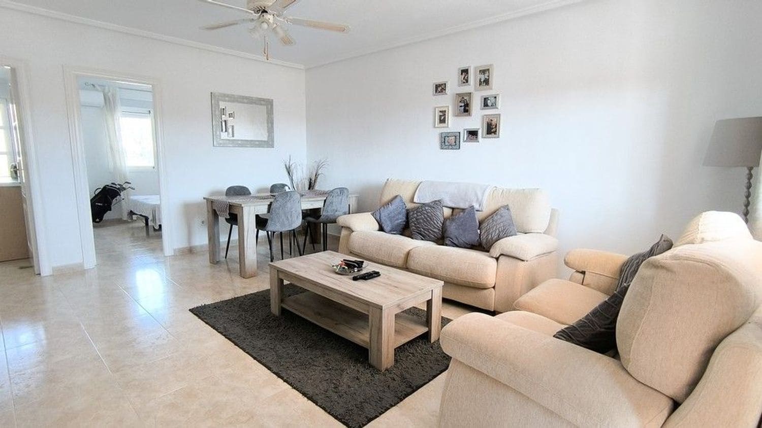 3 makuuhuone Omakotitalo myytävänä paikassa Ciudad Quesada mukana uima-altaan 
autotalli - 220 000 € (Ref: 9341837)