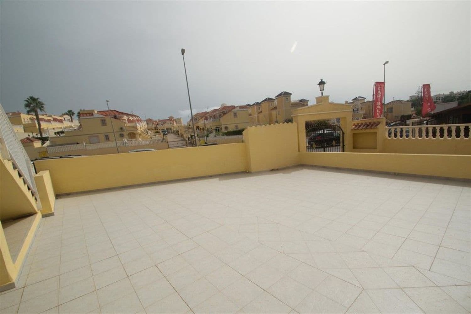 2 bedroom Apartment for rent in Orihuela Costa with pool garage - € 900 (Ref: 9371370)