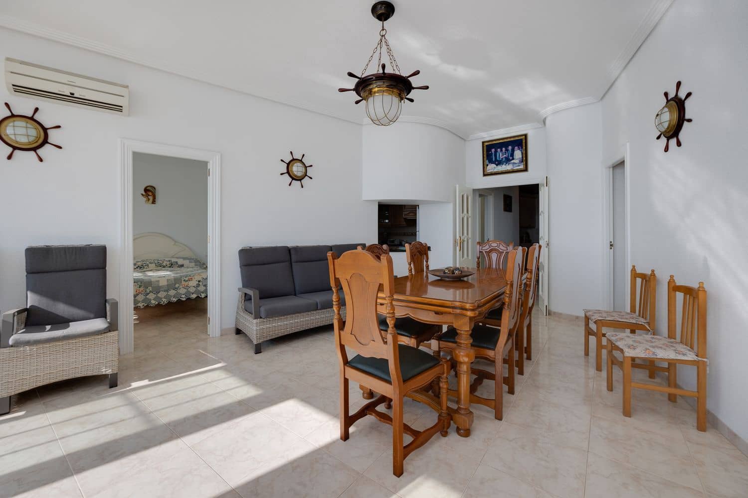 4 soveværelse Lejlighed til salg i Torrevieja med garage - € 389.500 (Ref: 9395571)