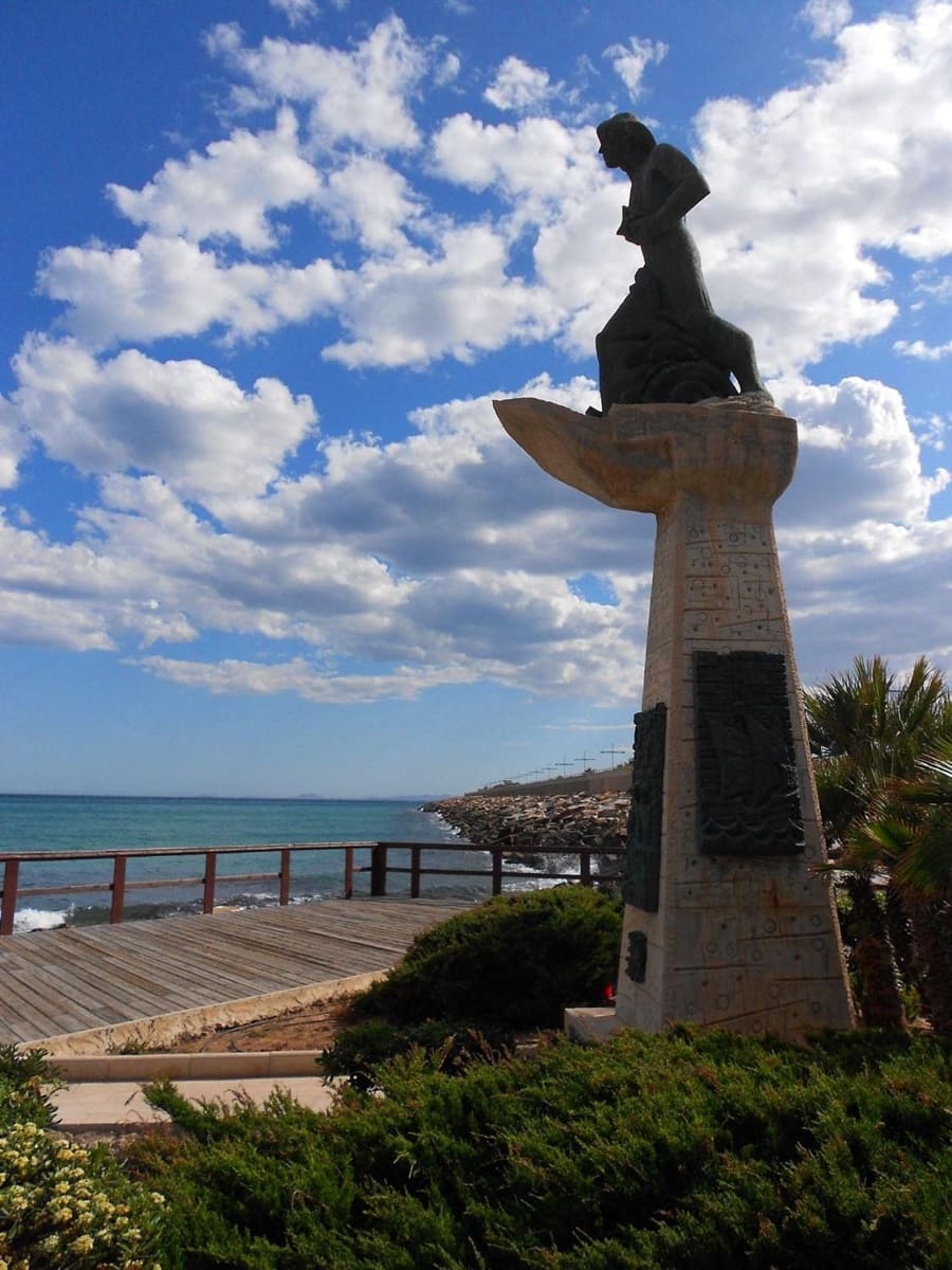 2 quarto Apartamento para venda em Torrevieja com garagem - 145 000 € (Ref: 9415343)