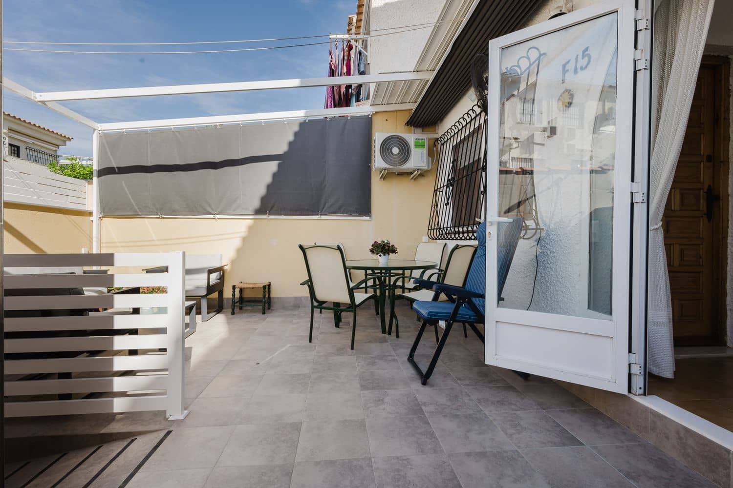 3 soverom Hus til salgs i Torrevieja med svømmebasseng garasje - € 185 000 (Ref: 9415344)