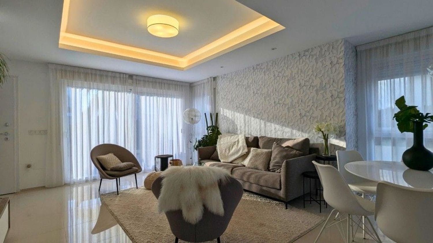 3 sypialnia Dom na sprzedaż w Ciudad Quesada z basenem garażem - 435 000 € (Ref: 9421800)