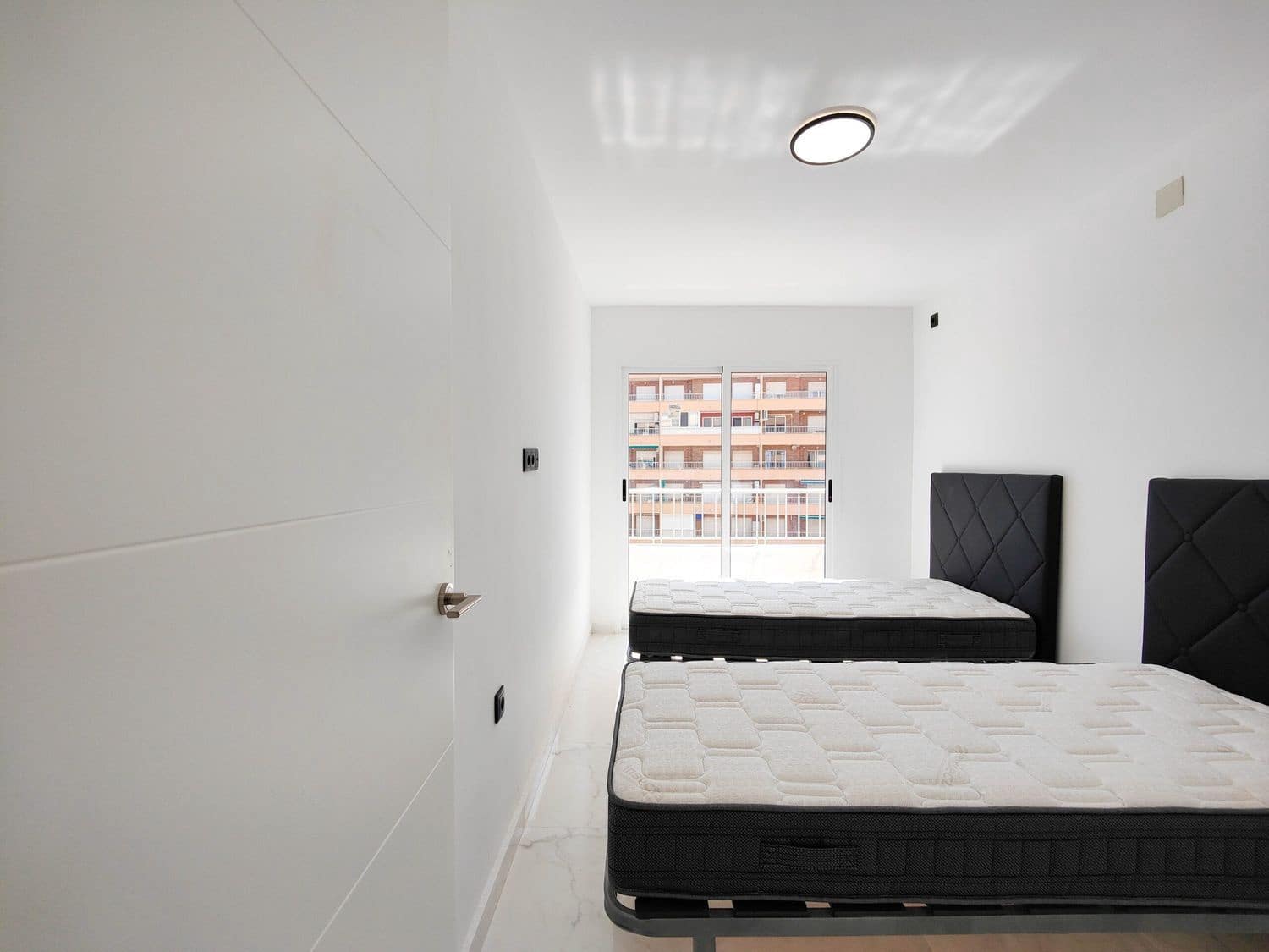 2 soveværelse Lejlighed til salg i Punta Prima med swimmingpool garage - € 189.500 (Ref: 9426681)