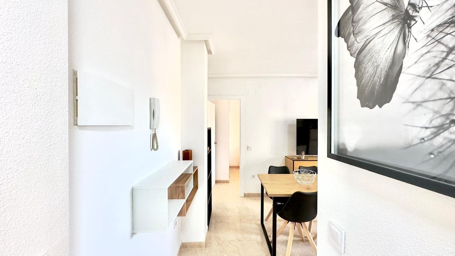 Apartamento de 2 habitaciones en Torrevieja en venta con garaje - 129.900 € (Ref: 9451769)