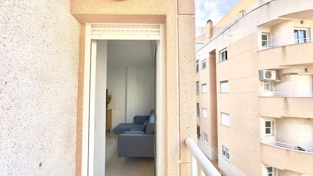 Apartamento de 2 habitaciones en El Molino, Torrevieja en venta con garaje - 129.900 € (Ref: 9451769)
