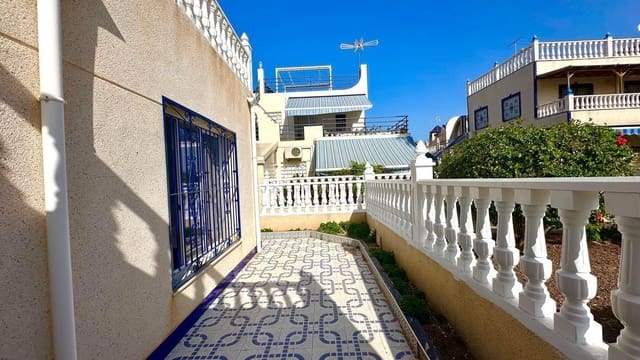 3 sypialnia Dom na sprzedaż w El Chaparral - La Siesta - La Torreta, Torrevieja z basenem garażem - 179 000 € (Ref: 9452562)