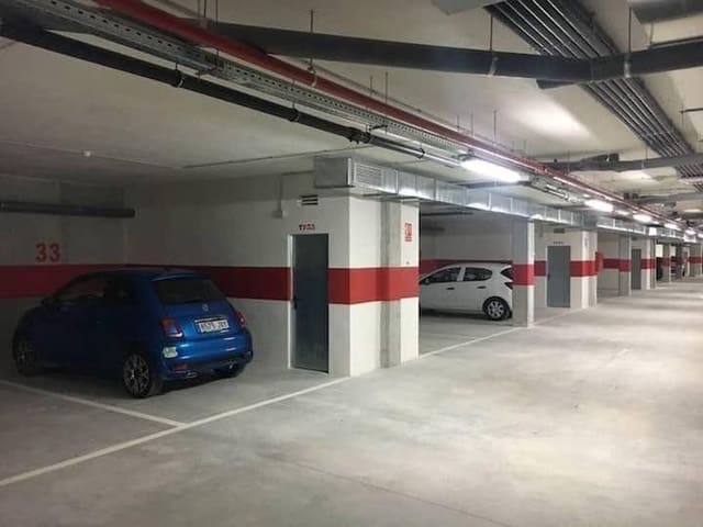 2 makuuhuone Huoneisto myytävänä paikassa Alicante kaupunki mukana uima-altaan 
autotalli - 239 900 € (Ref: 9452563)