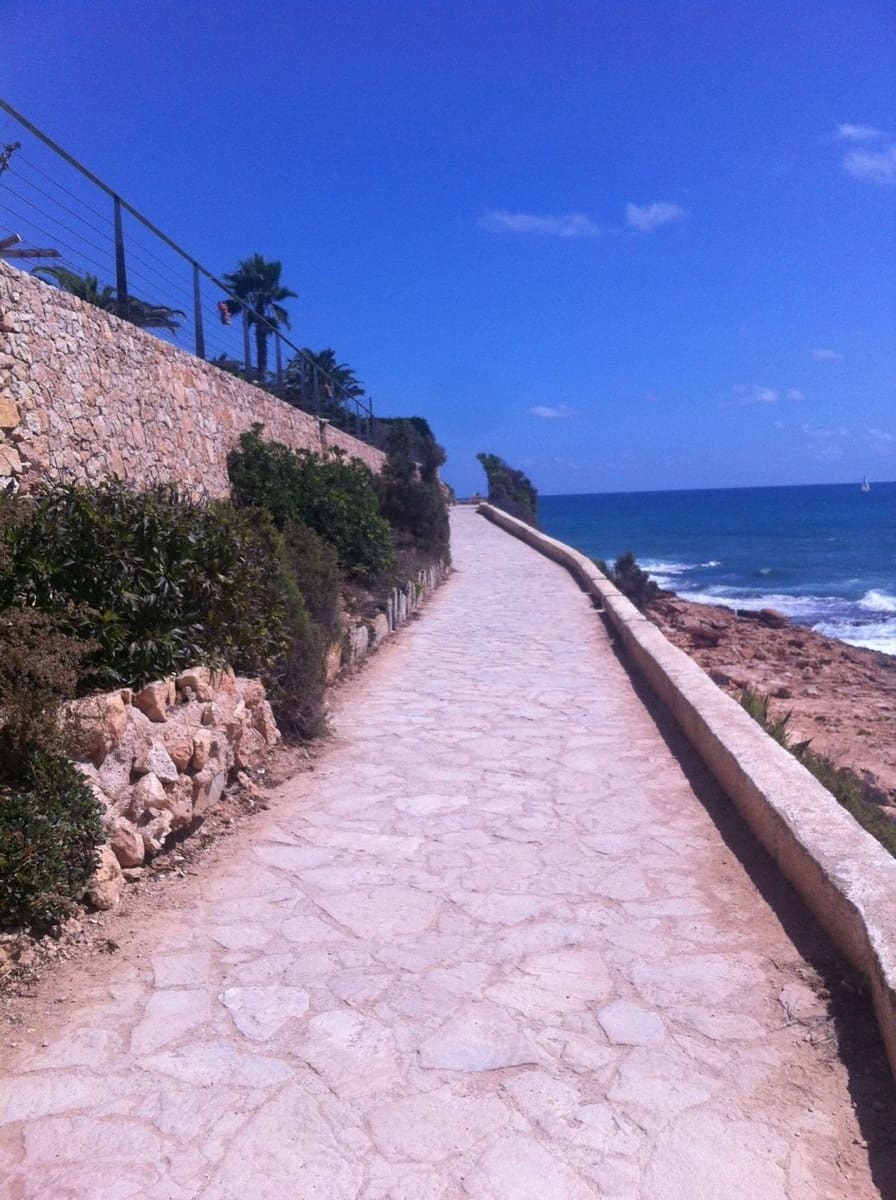 2 makuuhuone Huoneisto myytävänä paikassa Alicante kaupunki mukana uima-altaan 
autotalli - 239 900 € (Ref: 9452563)