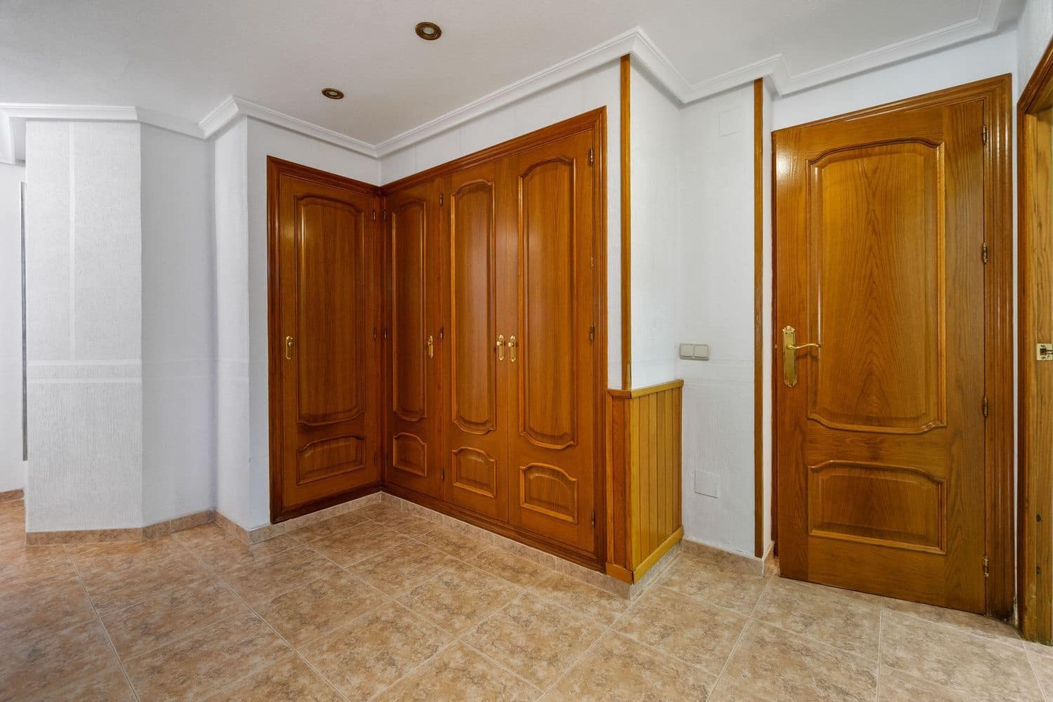 3 chambre Villa/Maison à vendre à Torrevieja avec piscine garage - 490 000 € (Ref: 9472002)