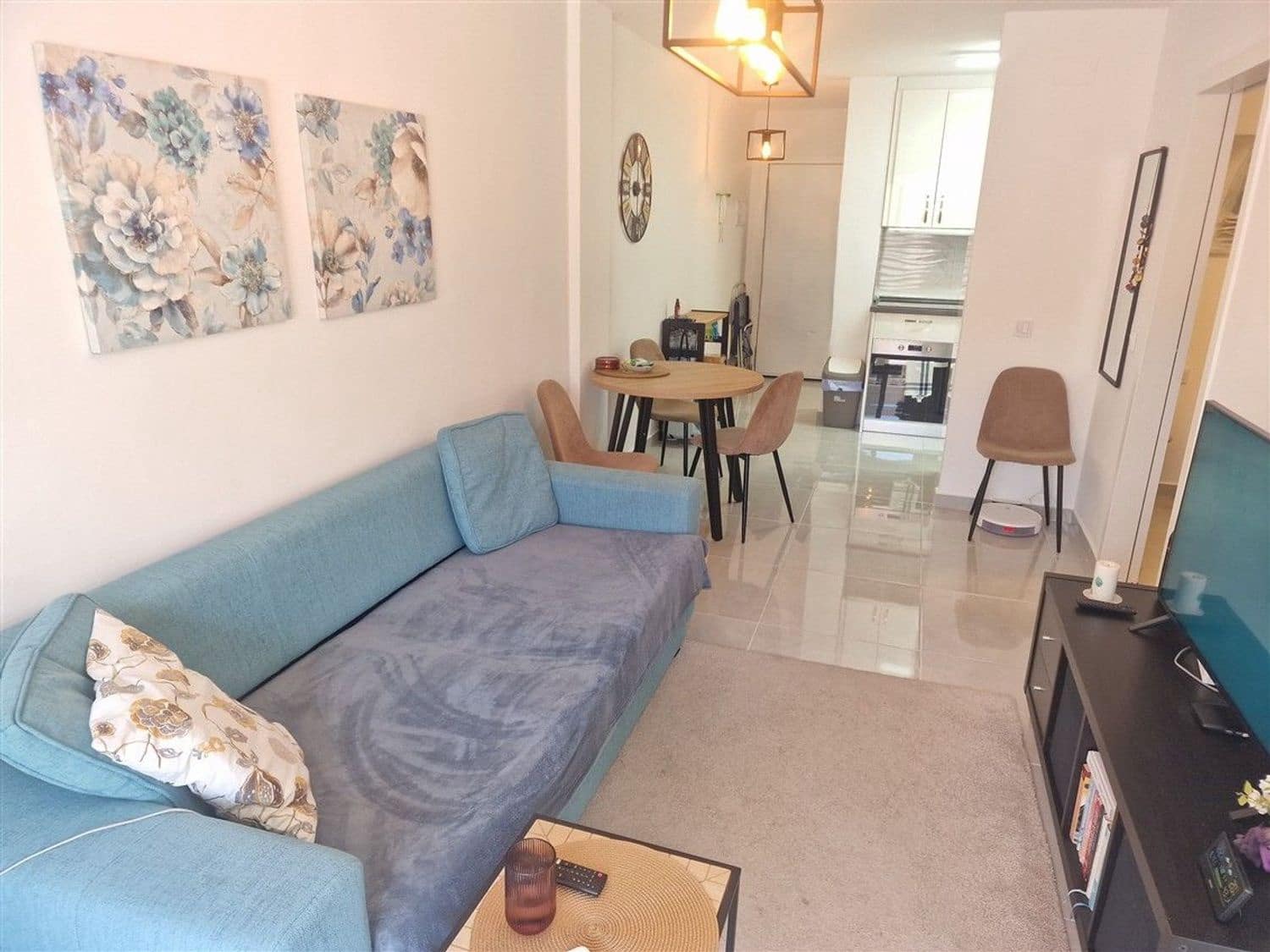 Apartamento de 2 habitaciones en Torrevieja en venta con piscina garaje - 169.900 € (Ref: 9774427)