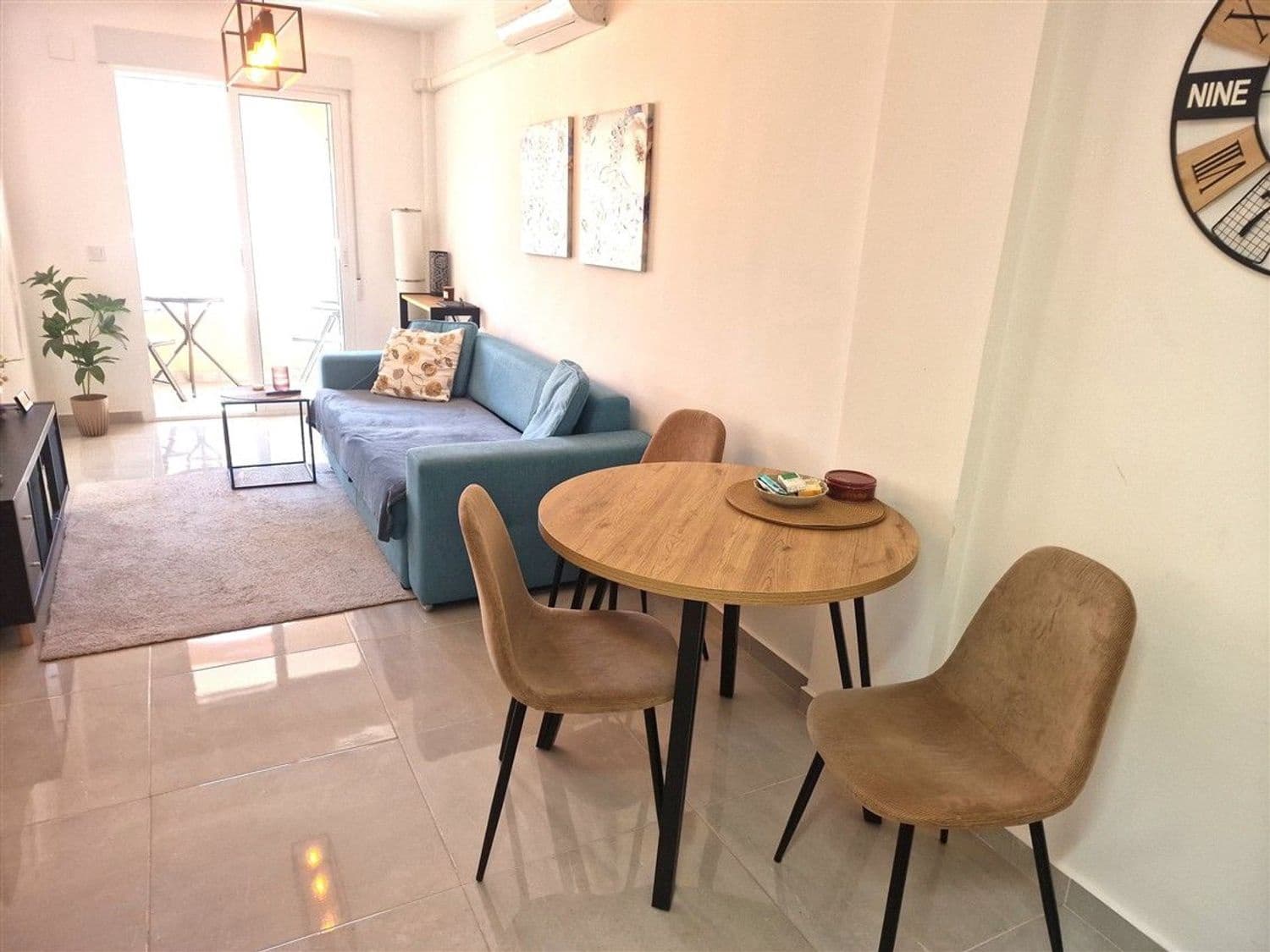 Apartamento de 2 habitaciones en Torrevieja en venta con piscina garaje - 169.900 € (Ref: 9774427)