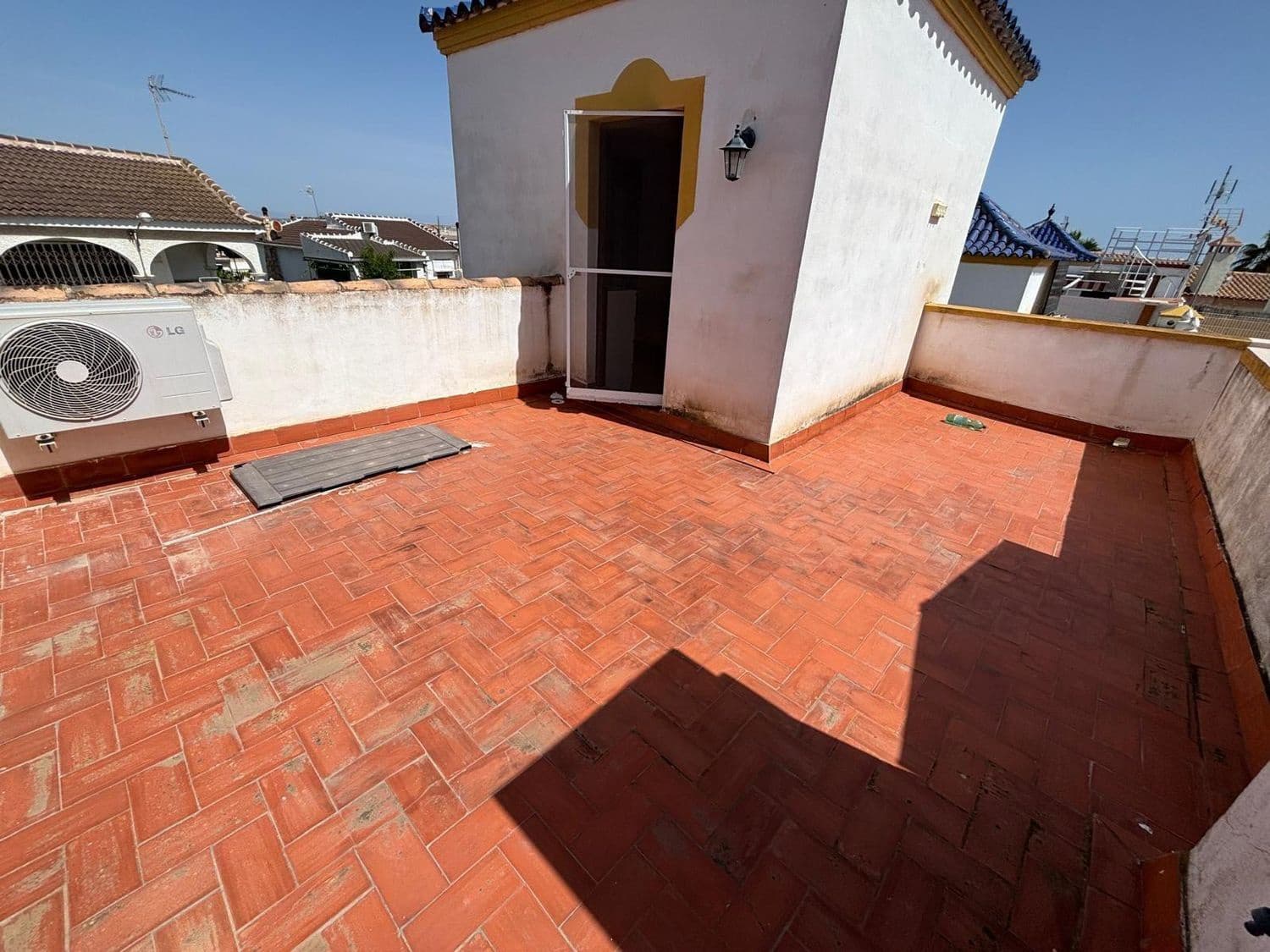 4 sypialnia Dom na sprzedaż w Playa Flamenca z basenem garażem - 179 500 € (Ref: 9774429)