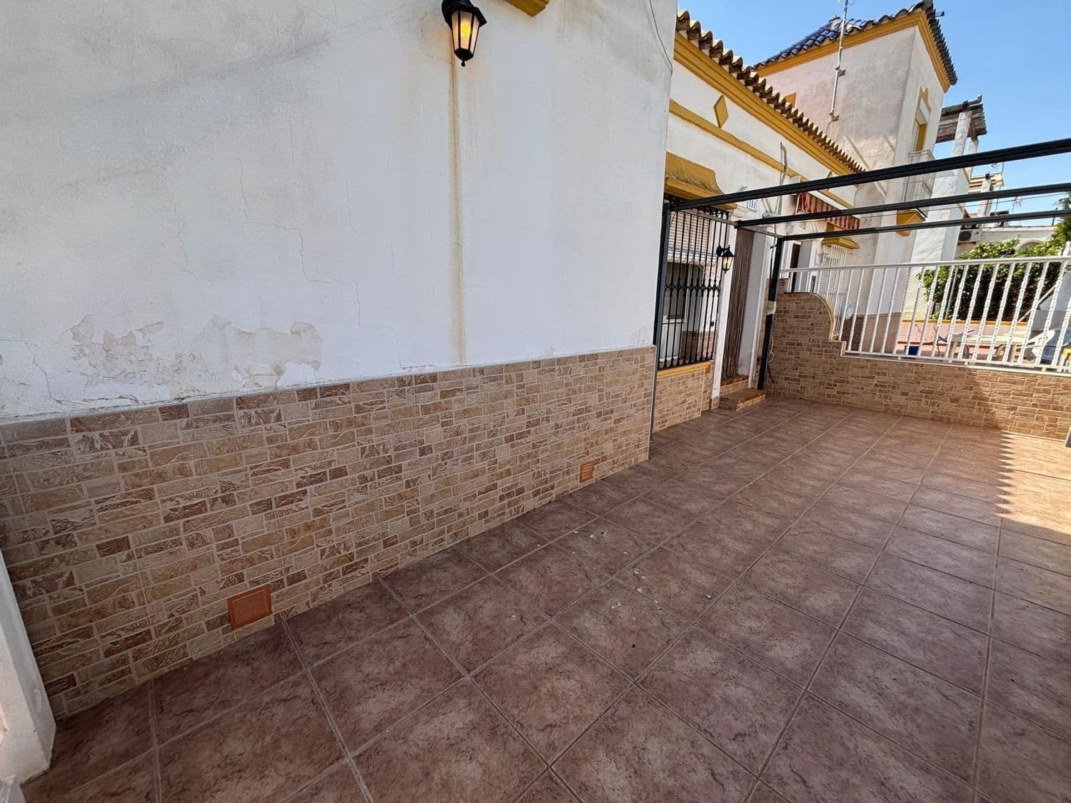 4 sypialnia Dom na sprzedaż w Playa Flamenca z basenem garażem - 179 500 € (Ref: 9774429)
