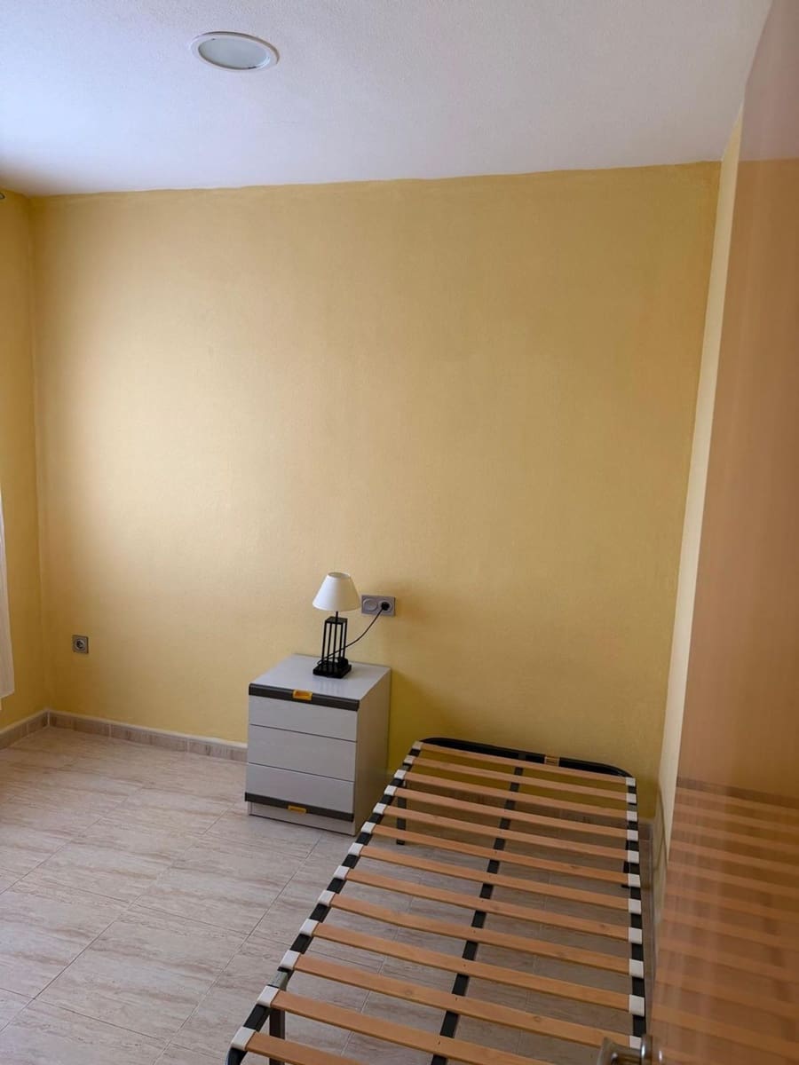 Apartamento de 2 habitaciones en Los Alcázares en venta con piscina garaje - 159.000 € (Ref: 9774432)