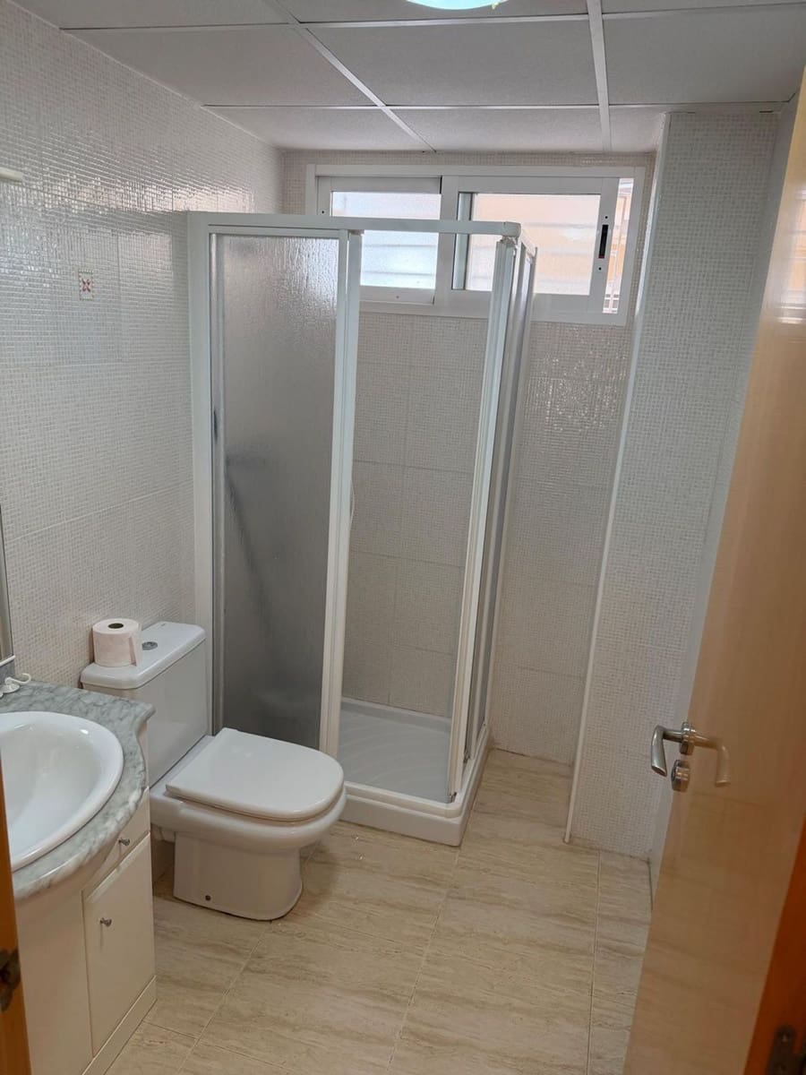 Apartamento de 2 habitaciones en Los Alcázares en venta con piscina garaje - 159.000 € (Ref: 9774432)