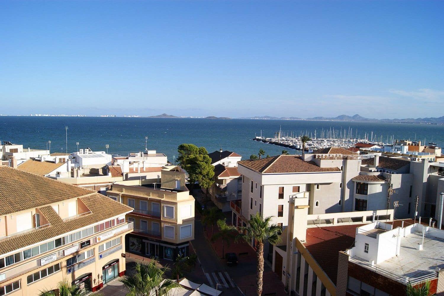 Apartamento de 2 habitaciones en Los Alcázares en venta con piscina garaje - 159.000 € (Ref: 9774432)