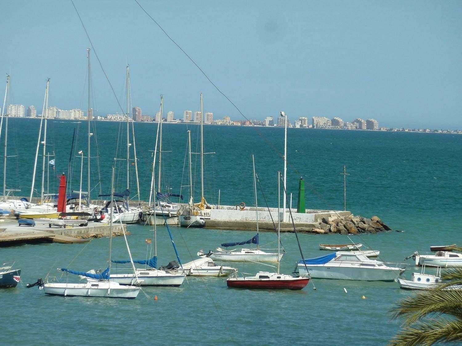 Apartamento de 2 habitaciones en Los Alcázares en venta con piscina garaje - 159.000 € (Ref: 9774432)