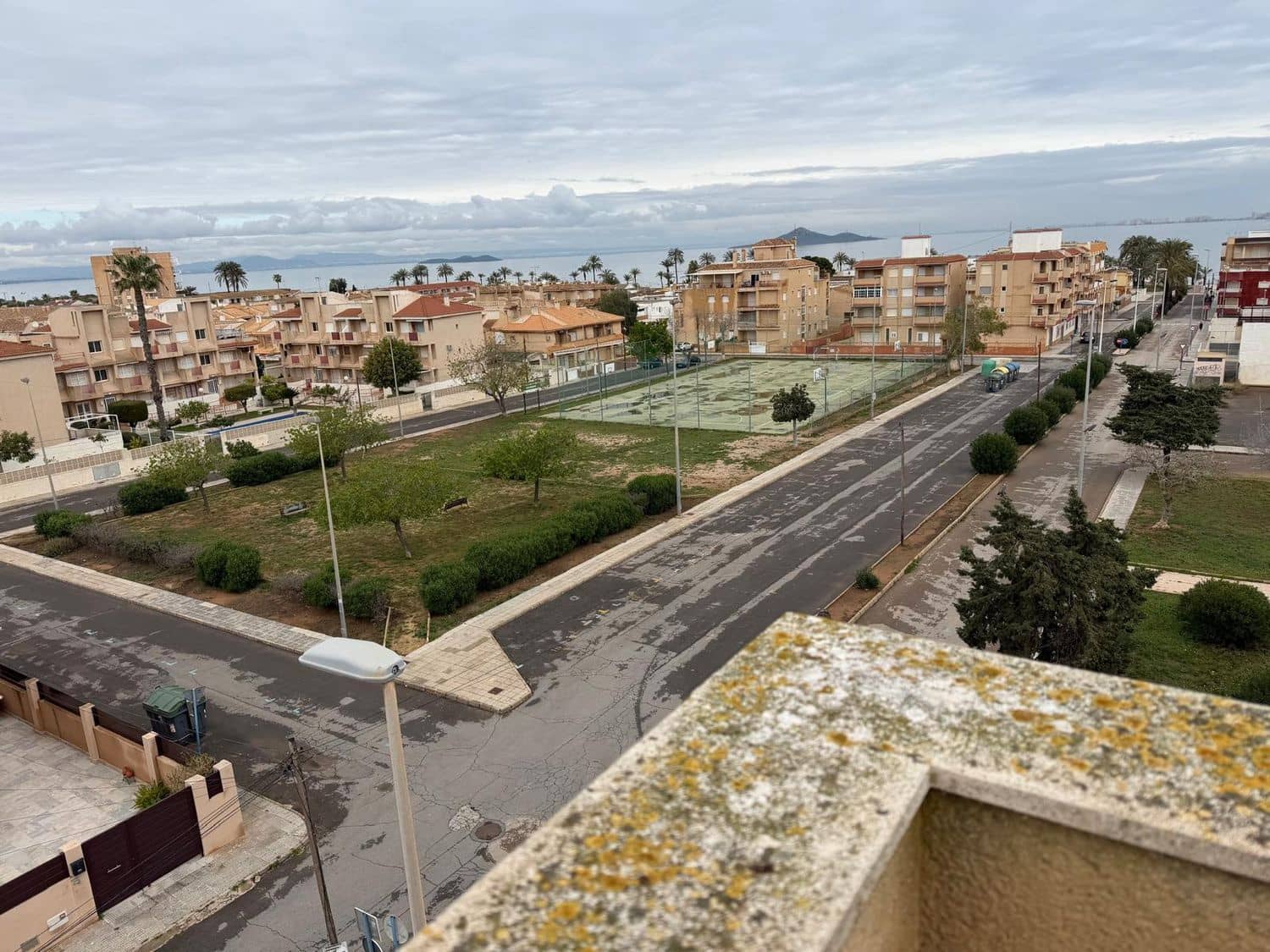 Apartamento de 2 habitaciones en Los Alcázares en venta con piscina garaje - 159.000 € (Ref: 9774432)