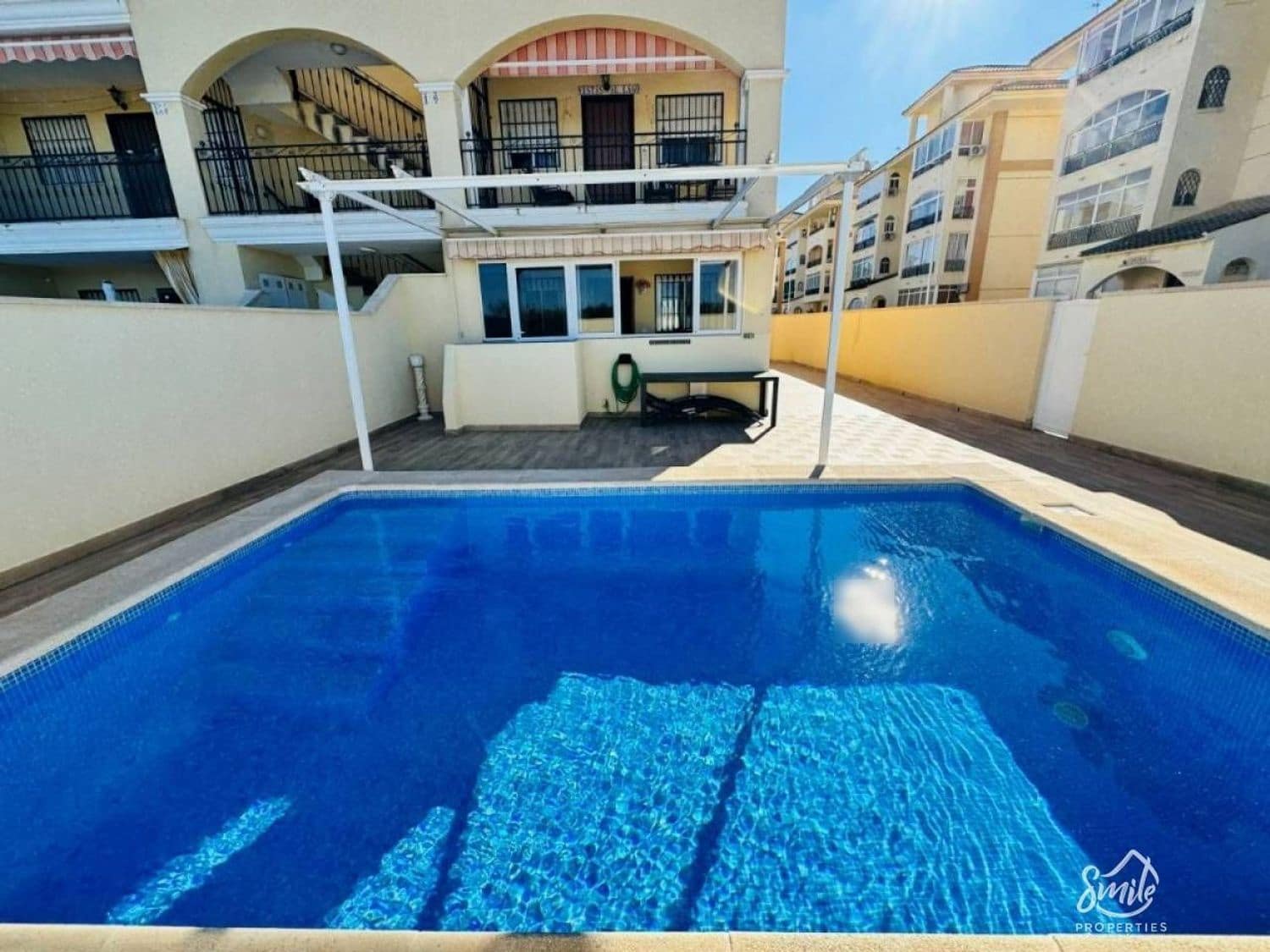 2 slaapkamer Appartement te koop in La Mata met zwembad garage - € 221.000 (Ref: 9774436)